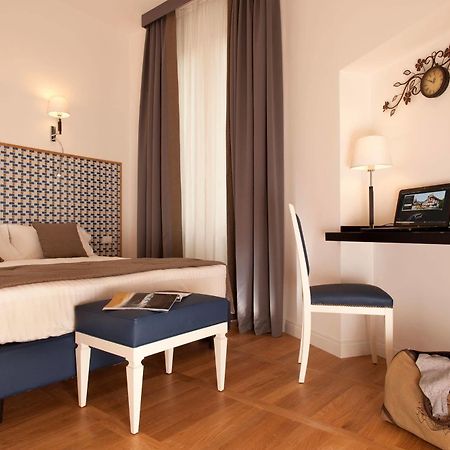 Floris Hotel Roma Ngoại thất bức ảnh