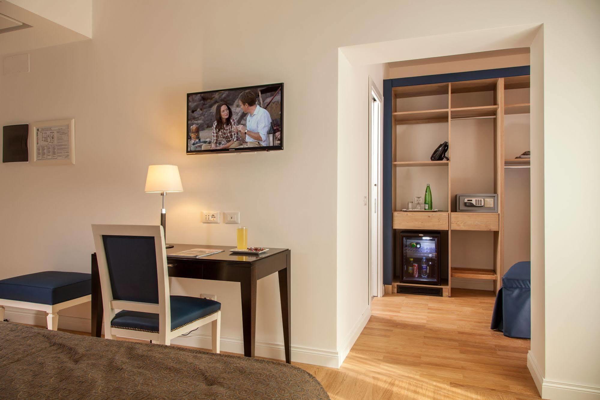 Floris Hotel Roma Ngoại thất bức ảnh